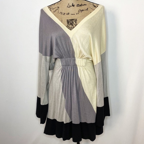 Alessandro Dell'Acqua Color Blocked Knit Dress - Picture 1 of 8